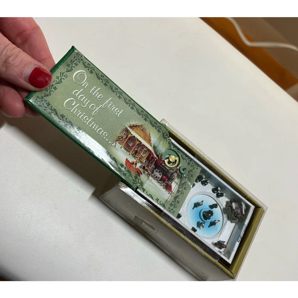 Vintage Animated Christmas Music Box Ice Skaters Gold Label NIB Works